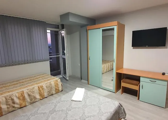 нашата къща 