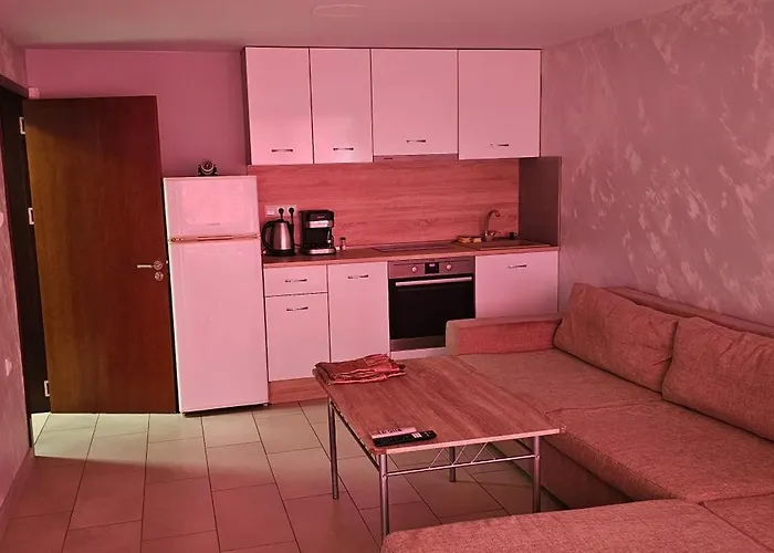 нашата къща 